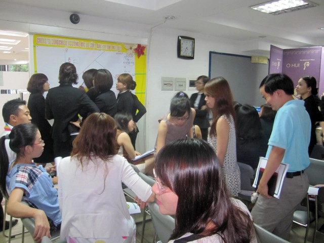 LG VINA cùng chung vai sát cánh (04-10-2012)